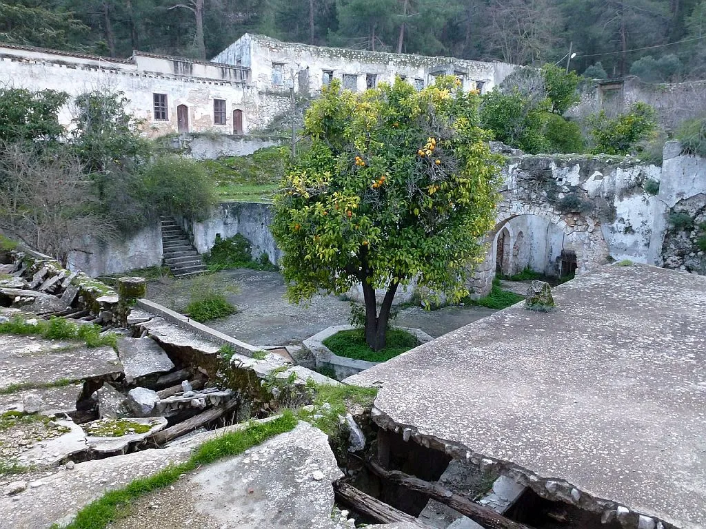 Ermeni Manastırı